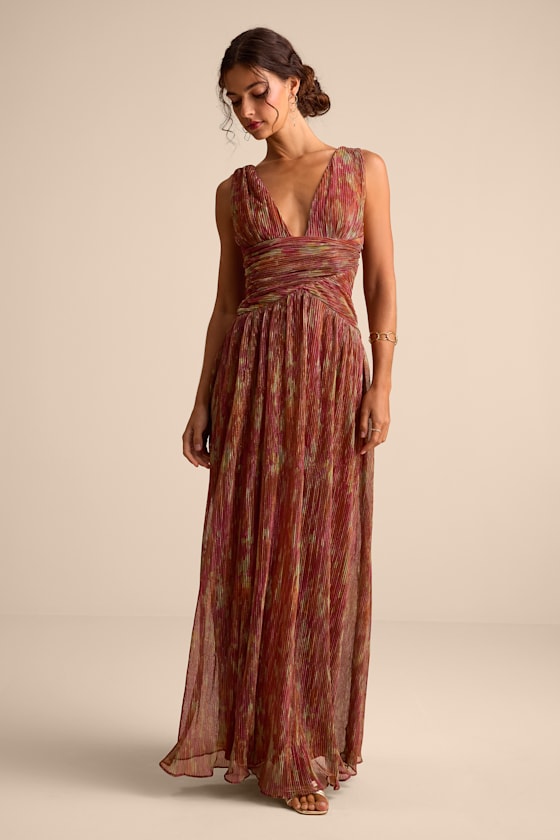 Lanna Plunge V-Neck Pleated Maxi Dress - Rust Print