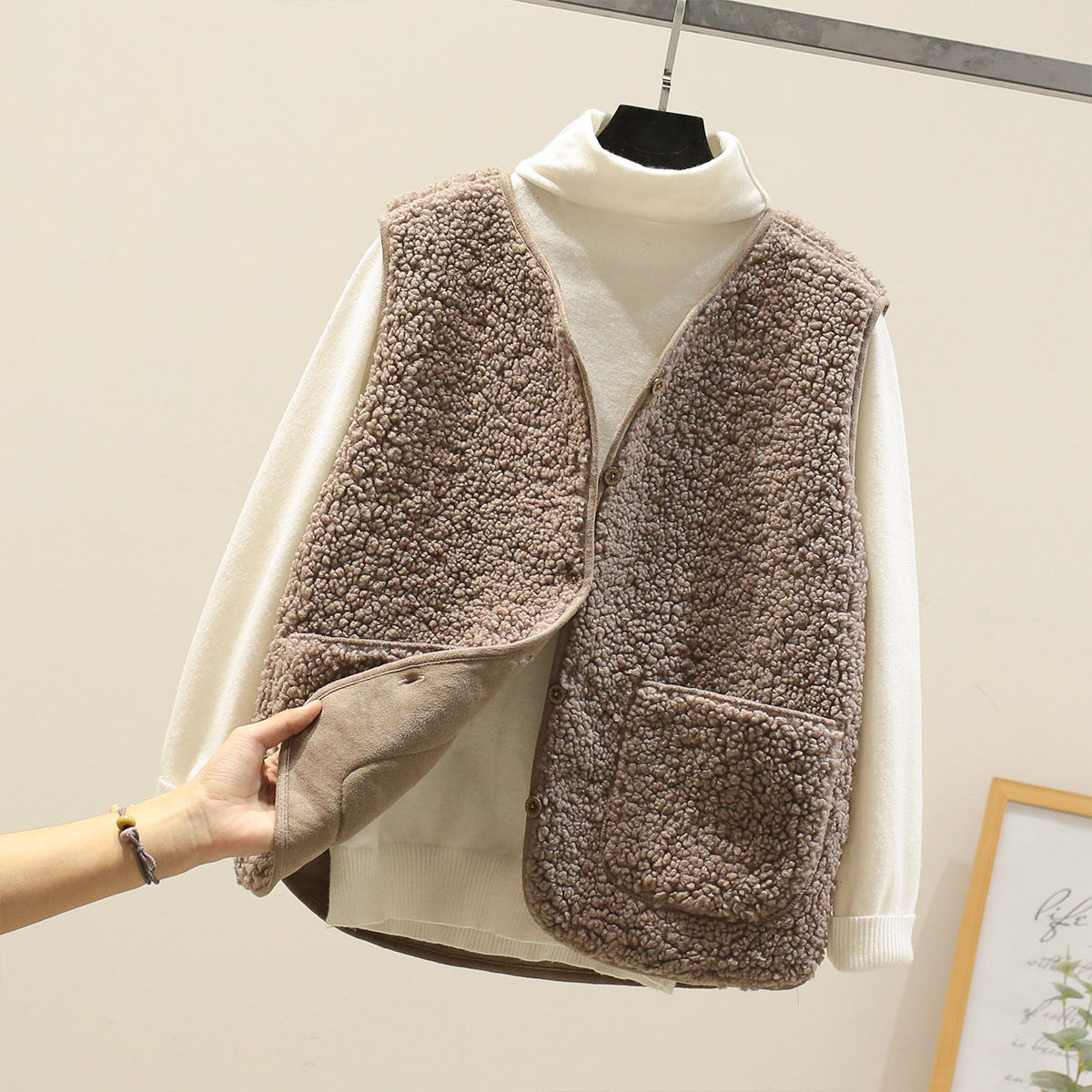 Soledad Lambswool Gilet - Khaki