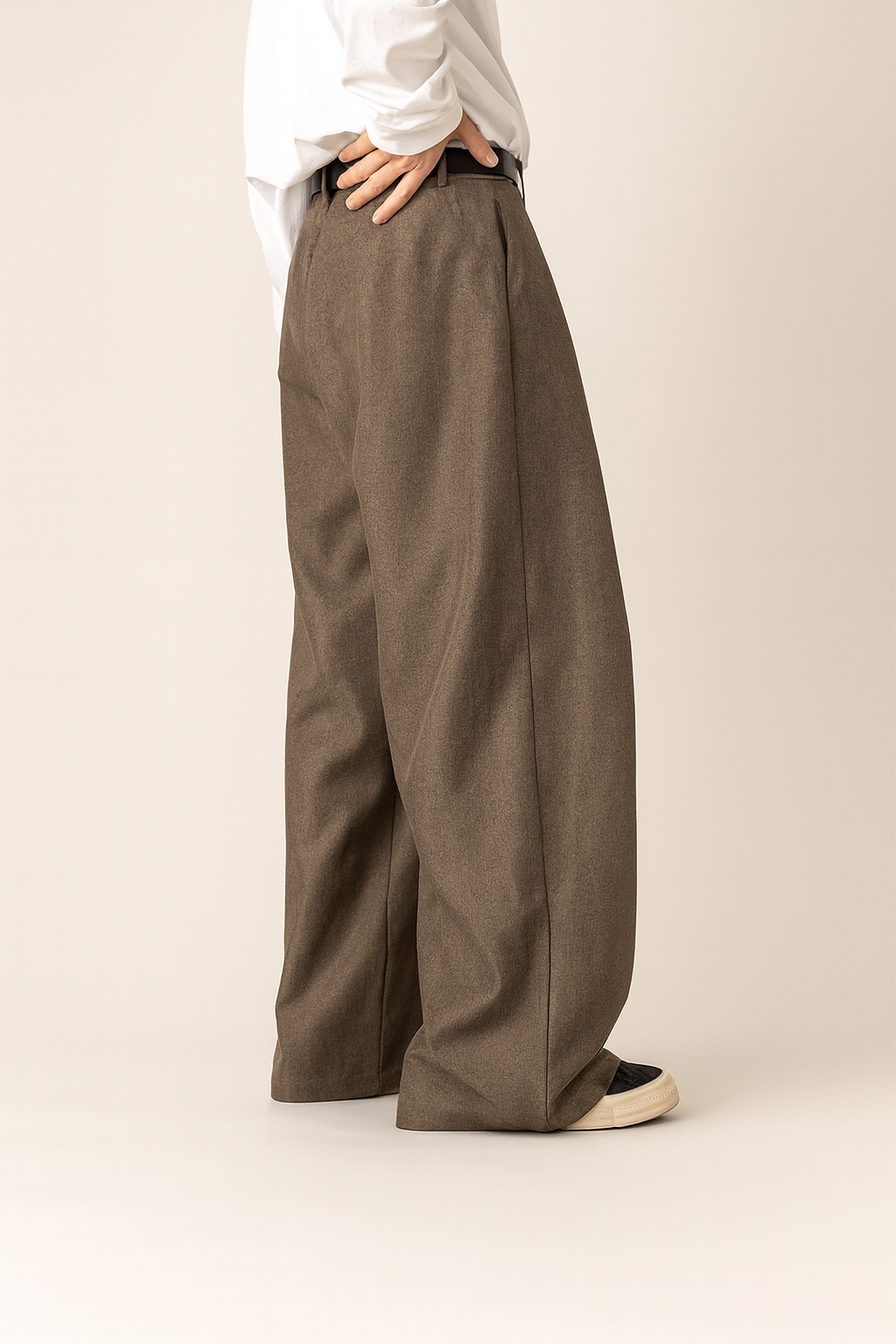 Dorian Wide-Leg Pleated Trousers