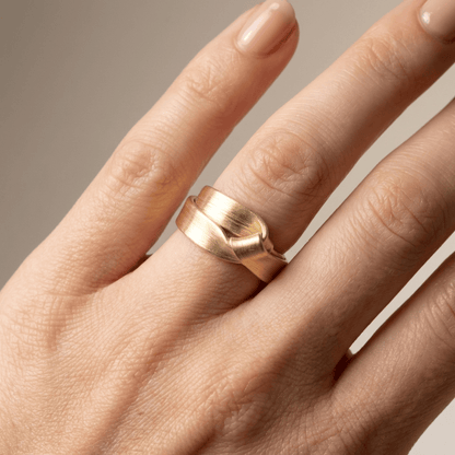 Elora Vintage Ring