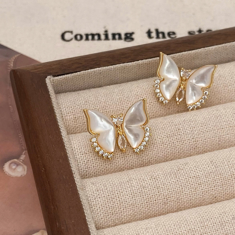 Emeline Pearl Butterfly Stud Earrings - Gold