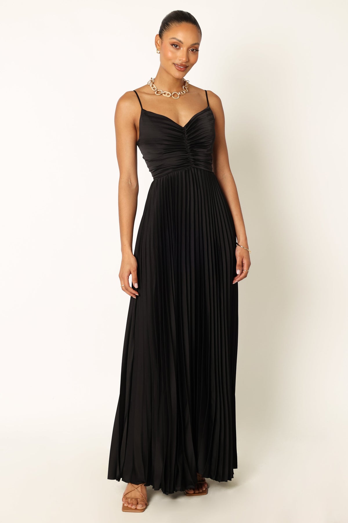 Genna Ruched V-Neck Pleat Maxi Dress - Black