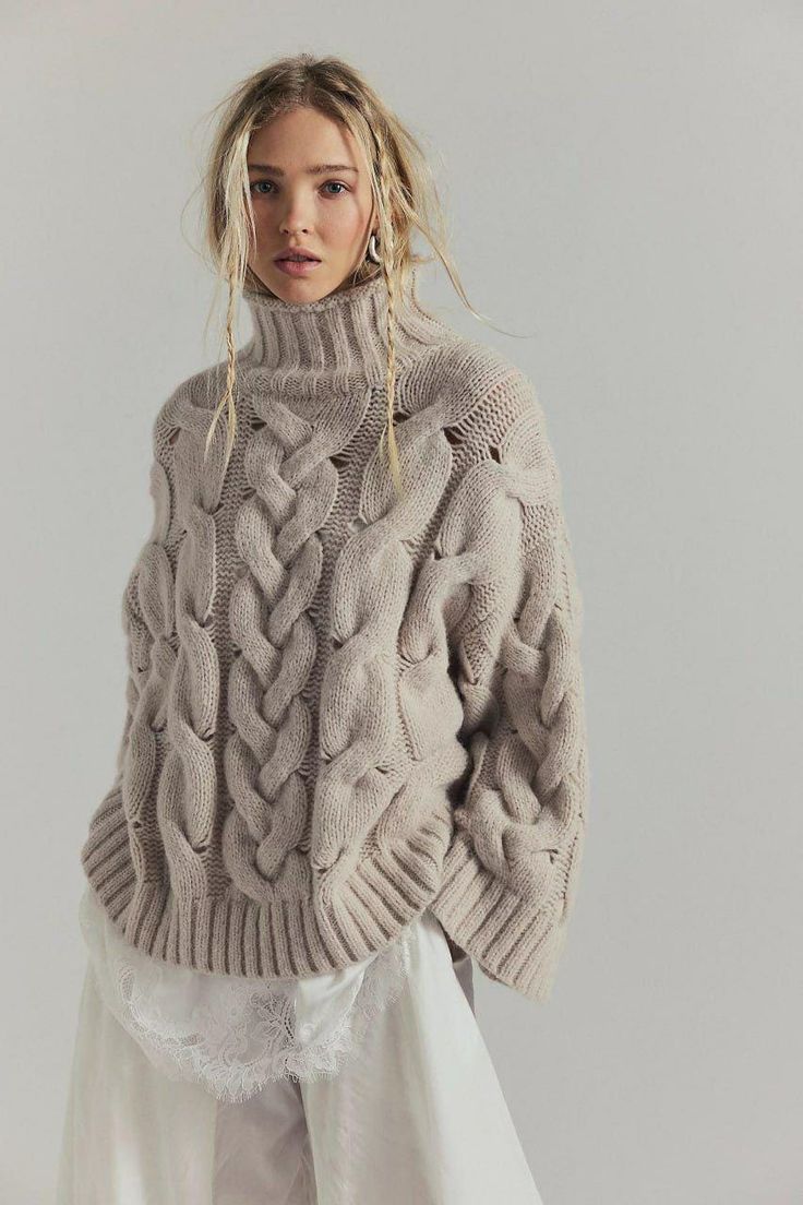 Orsina Cable Knit Turtleneck Sweater - Taupe
