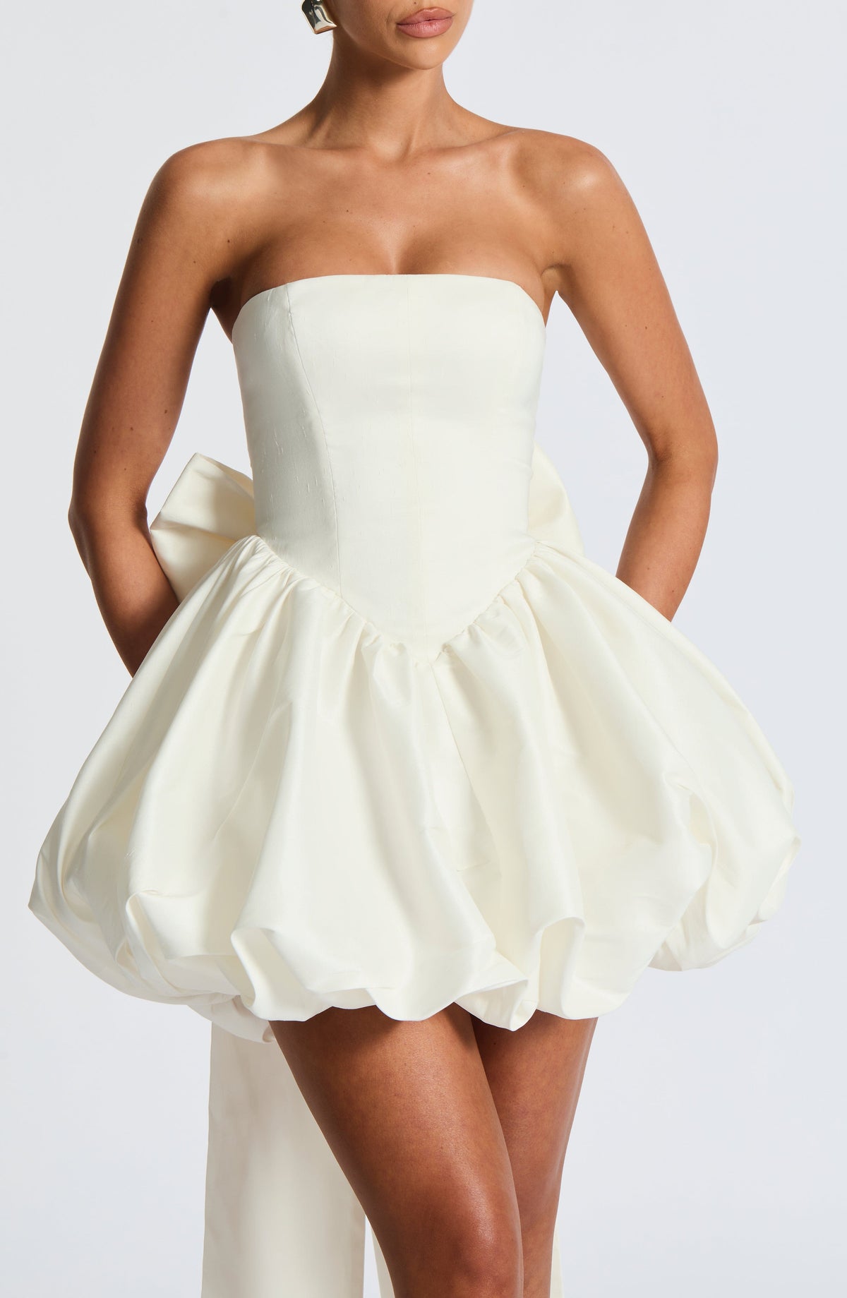 Ryla Strapless Bow Back Bubble Mini Dress - Ivory