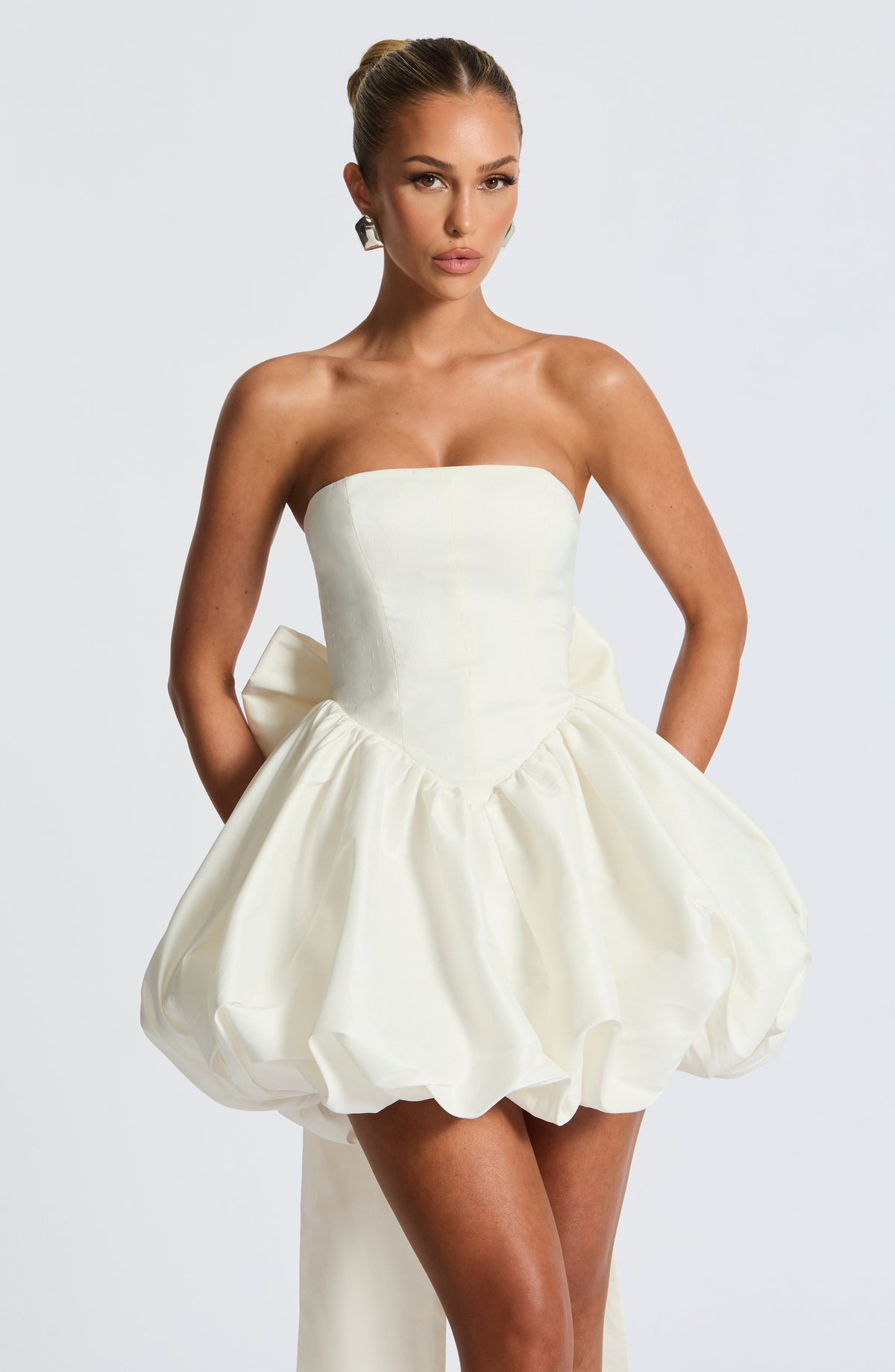 Ryla Strapless Bow Back Bubble Mini Dress - Ivory