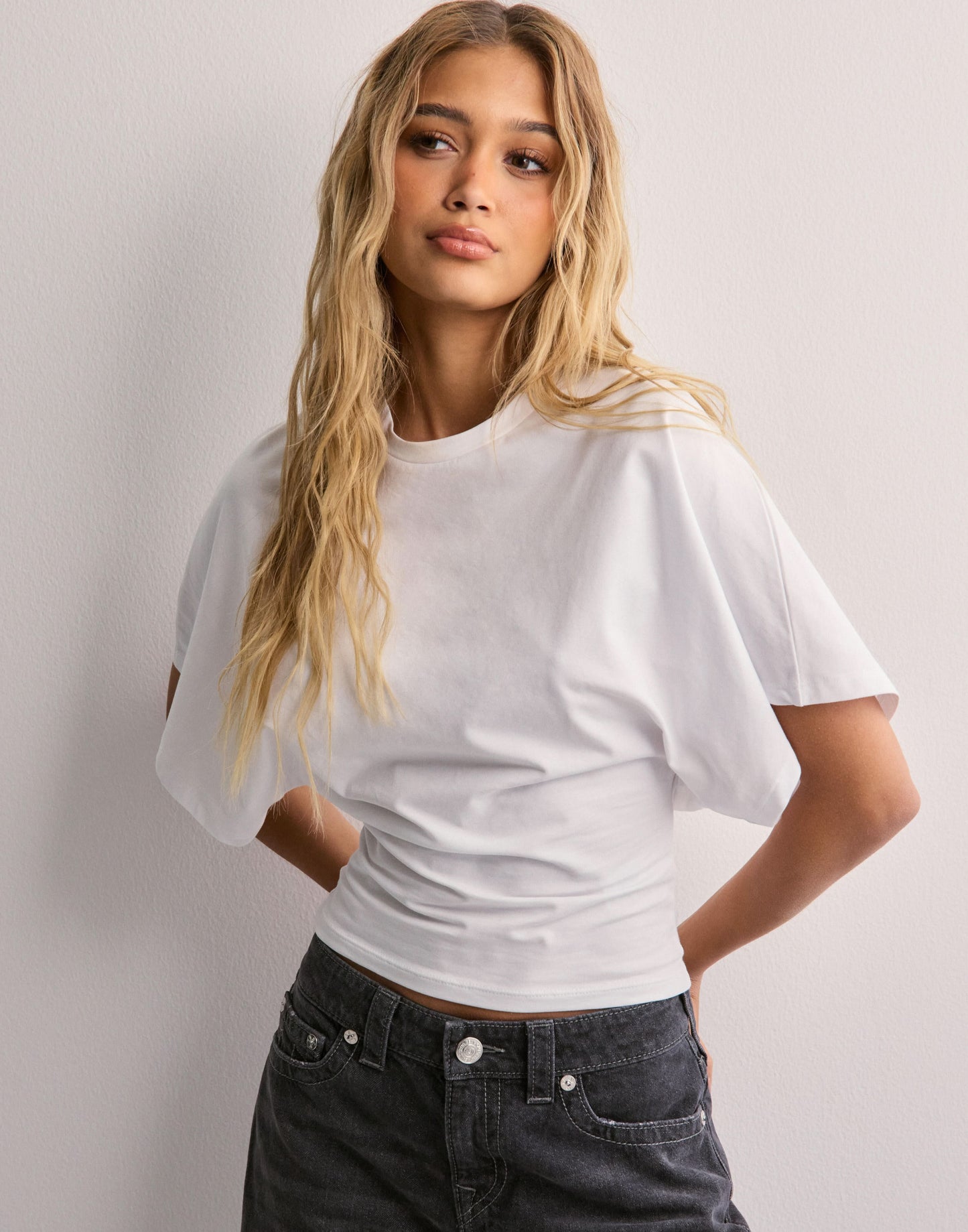 Women's Casual Wide Sleeve Cropped Crew Neck Tee - product image 7
